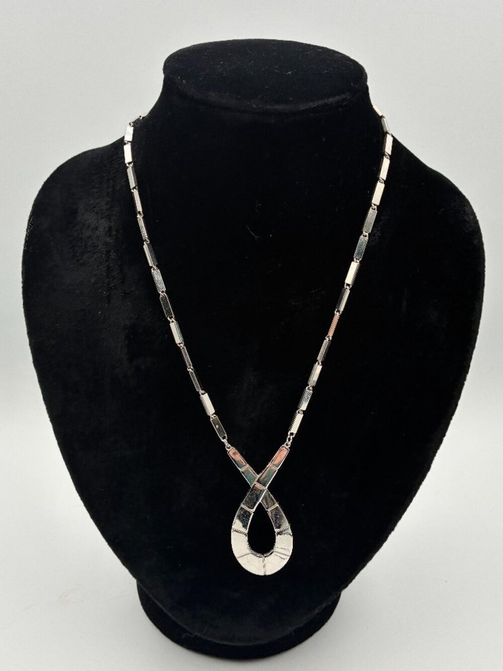 Vintage Trifari Pendant Necklace Chrome Silver Tone Drop 19"